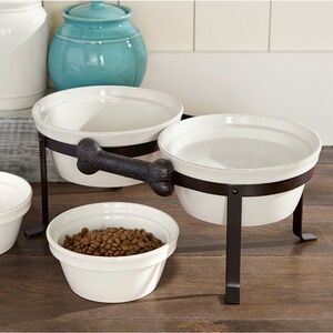 Pottery Barn Cambria Pet Bowl (2) Set with Stand